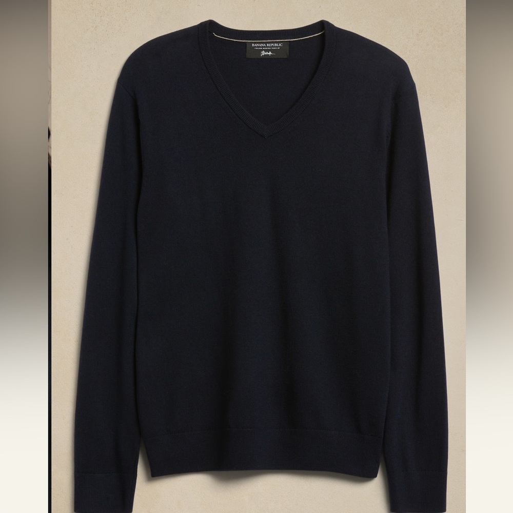 Banana Republic Luxury Blend V-Neck Navy Blue Sweater